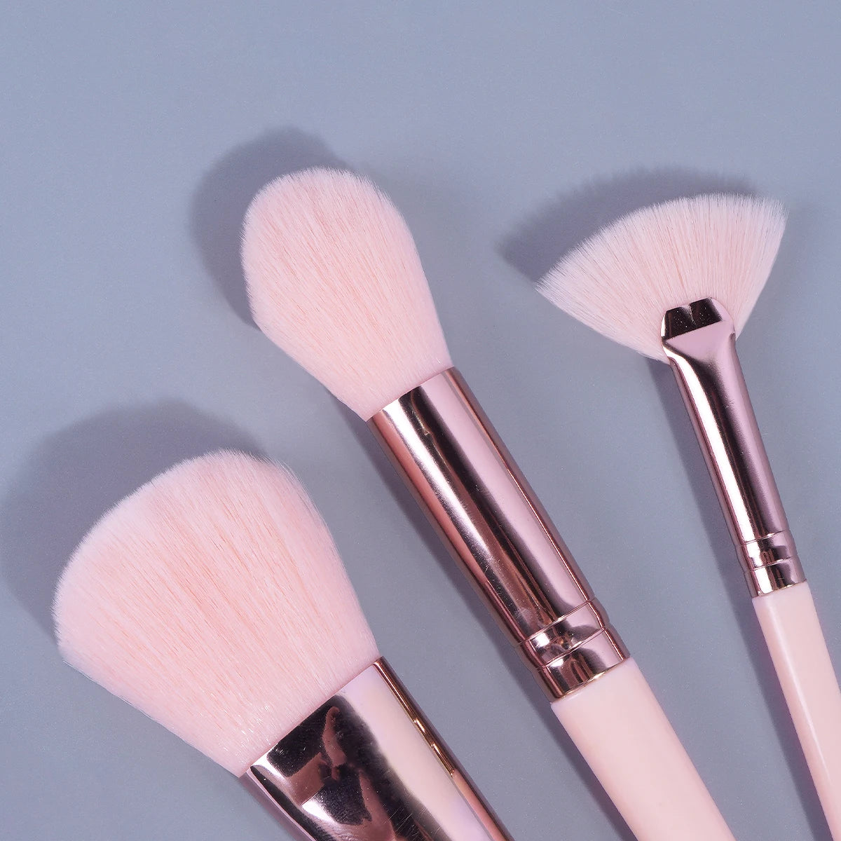 MAANGE 20PCS Makeup Brush Cushion Puff Set